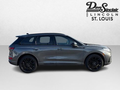 Used 2023 Lincoln Corsair Reserve w/ Equipment Group 202A AWD/4WD image 4