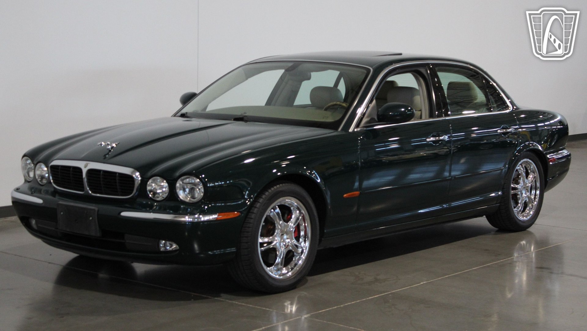 Used 2004 Jaguar XJ8 RWD image 28