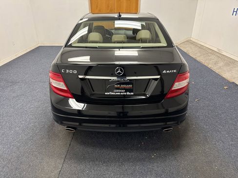 Used 2011 Mercedes-Benz C 300 4MATIC Sedan image 5