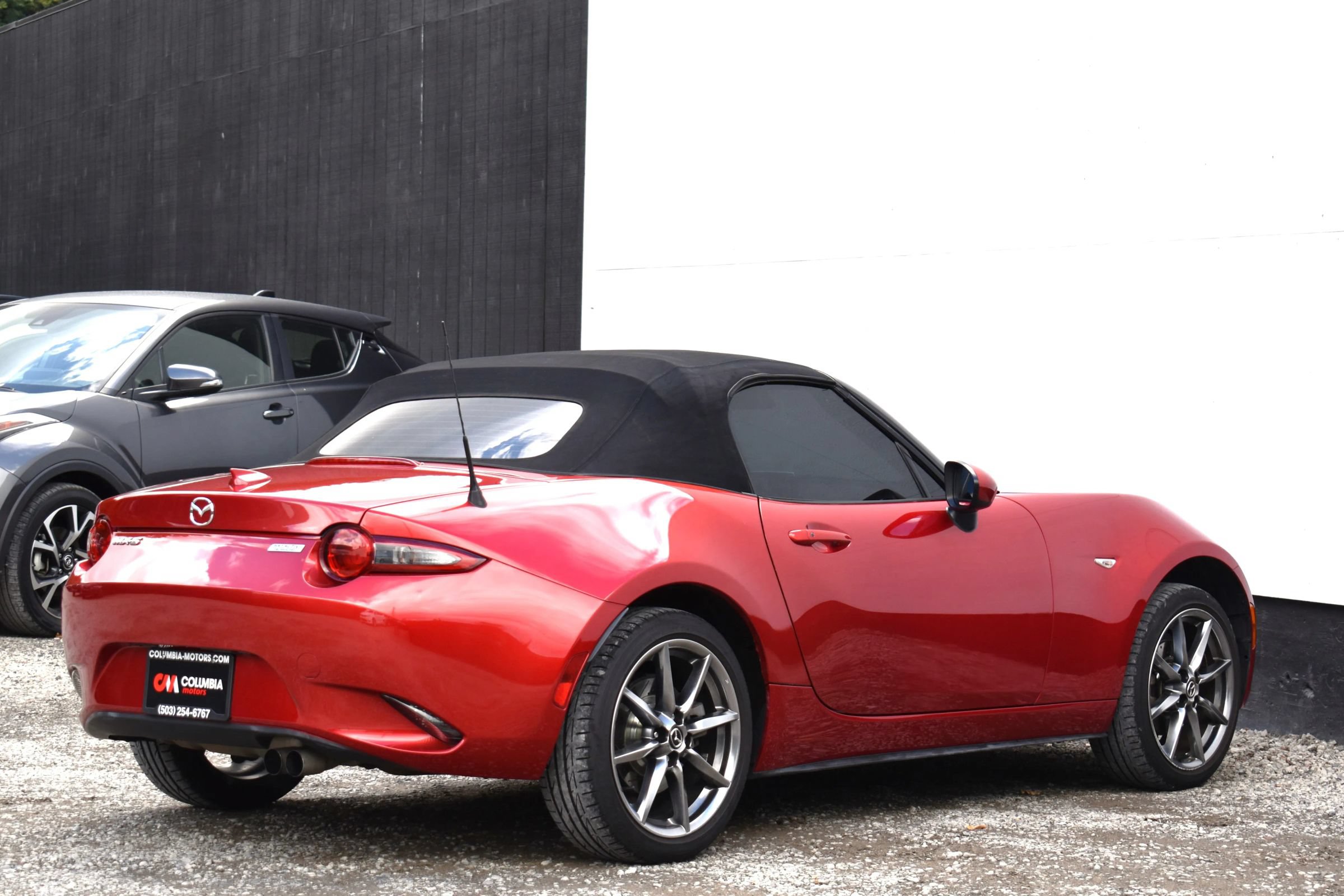 Used 2016 MAZDA MX-5 Miata Grand Touring RWD image 8