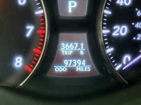 Used 2012 Lexus LS 460 w/ Comfort Pkg RWD image 11