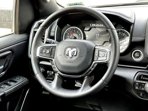 Used 2025 RAM 1500 Laramie AWD/4WD image 33