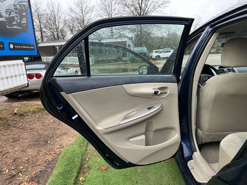 Used 2012 Toyota Corolla LE image 15