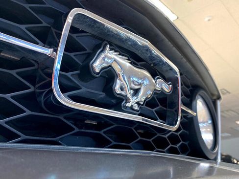 Used 2006 Ford Mustang GT image 12