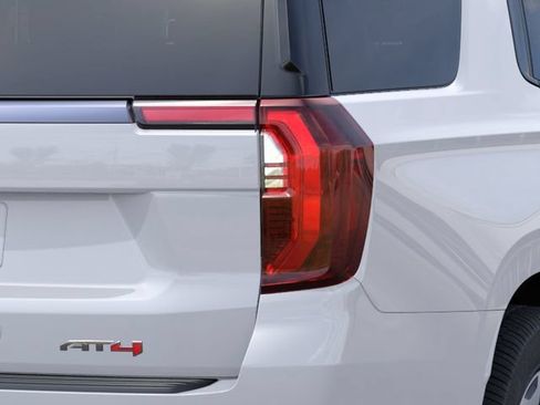 New 2026 GMC Yukon AT4 Ultimate AWD/4WD image 11