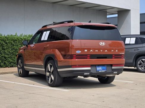 Certified 2025 Hyundai Santa Fe Limited AWD/4WD image 5