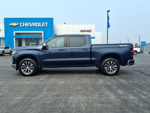 Used 2023 Chevrolet Silverado 1500 LT AWD/4WD image 4