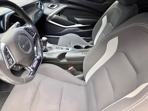 Used 2016 Chevrolet Camaro SS image 10