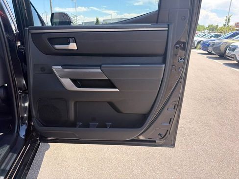 Used 2023 Toyota Tundra SR5 w/ SR5 Convenience Package AWD/4WD image 11