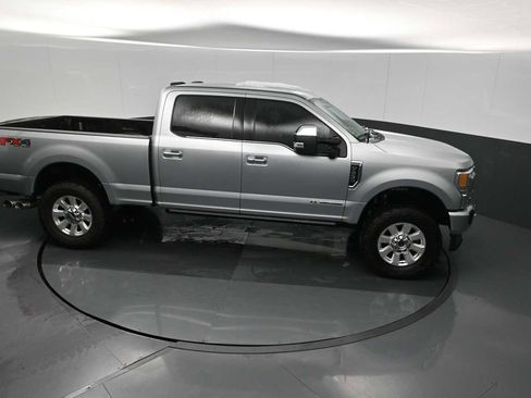 Used 2021 Ford F250 Platinum w/ FX4 Off-Road Package image 12