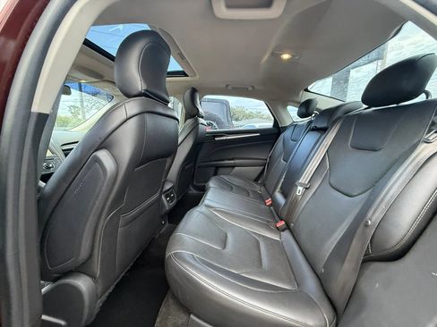 Used 2015 Ford Fusion Titanium AWD/4WD image 9