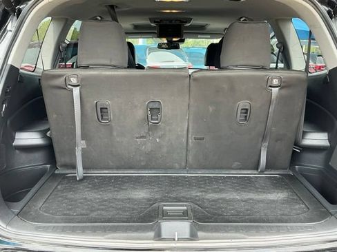 Used 2016 Honda Pilot Touring image 6