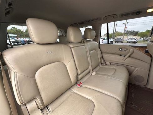 Used 2011 INFINITI QX56 4WD w/ Theater Pkg image 11