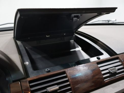 Used 2008 Ford Taurus SEL image 26