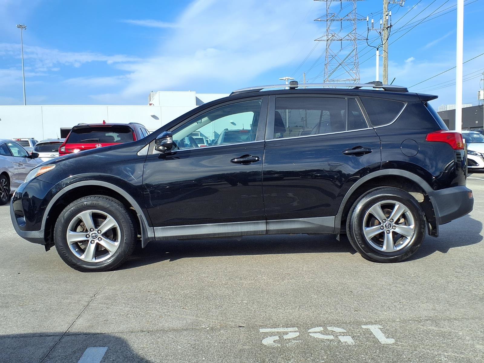 Used 2015 Toyota RAV4 XLE FWD image 6