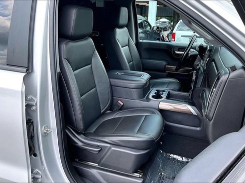 Used 2020 Chevrolet Silverado 1500 LT Trail Boss AWD/4WD image 31