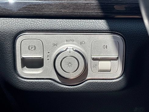 Used 2020 Mercedes-Benz GLE 350 4MATIC image 24