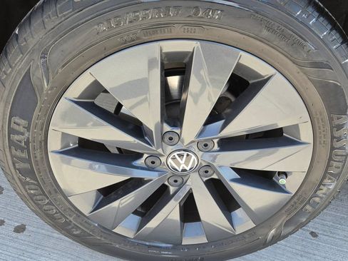 Used 2023 Volkswagen Taos S FWD image 10