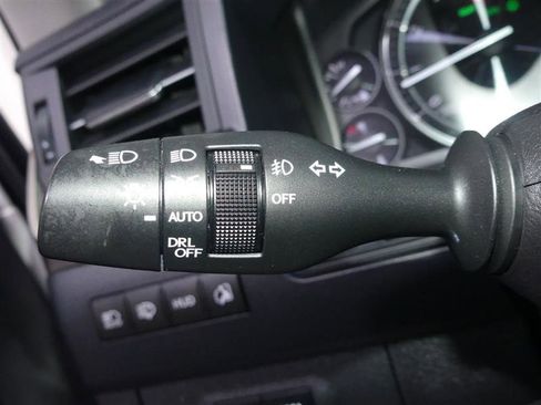 Used 2016 Lexus LX 570 4WD image 35