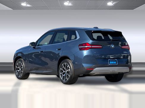 Used 2026 BMW X3 xDrive30 w/ Premium Package image 3