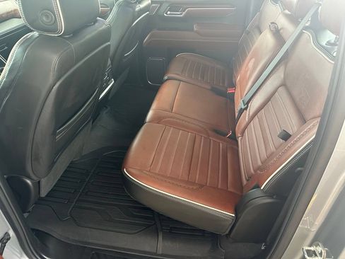 Used 2023 GMC Sierra 1500 Denali Ultimate AWD/4WD image 30