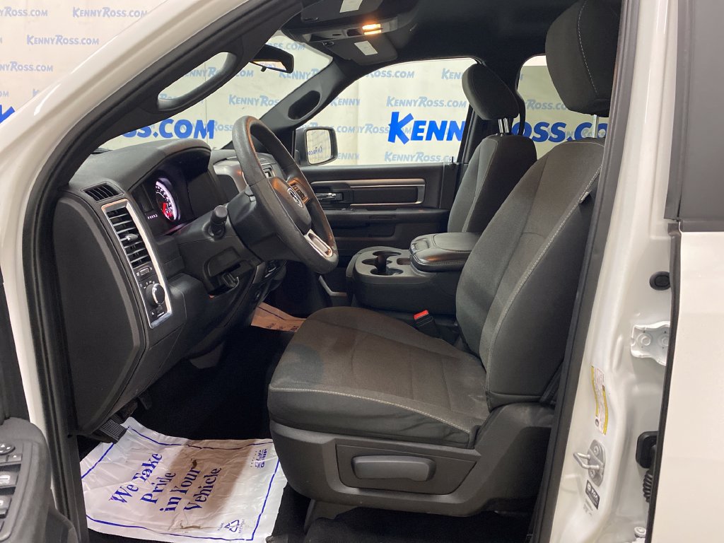 Used 2022 RAM 1500 Warlock AWD/4WD image 8