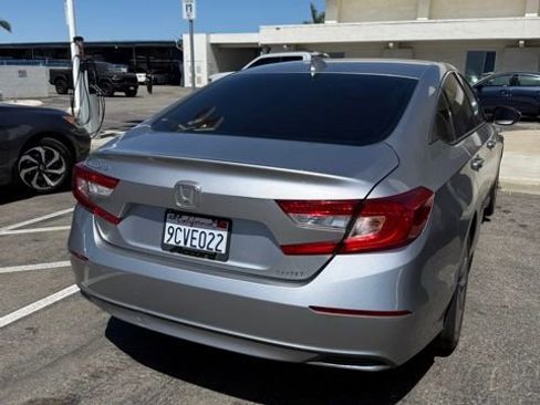 Used 2022 Honda Accord LX image 6