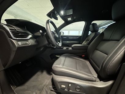 Used 2024 GMC Acadia Elevation w/ Luxury Package