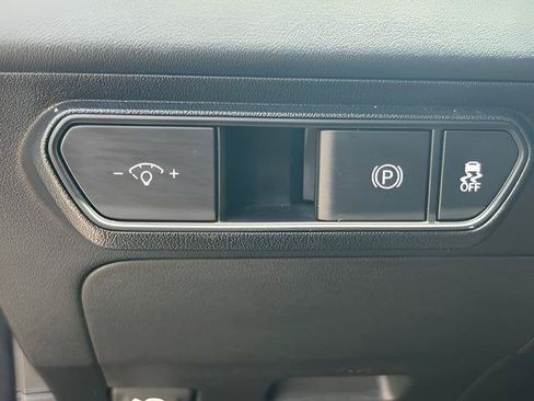 Used 2025 Kia K4 FWD image 22