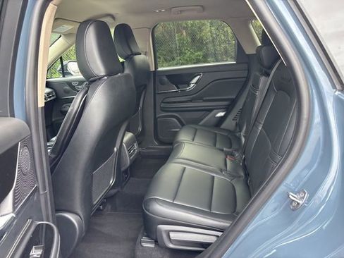 Certified 2025 Lincoln Corsair FWD image 12