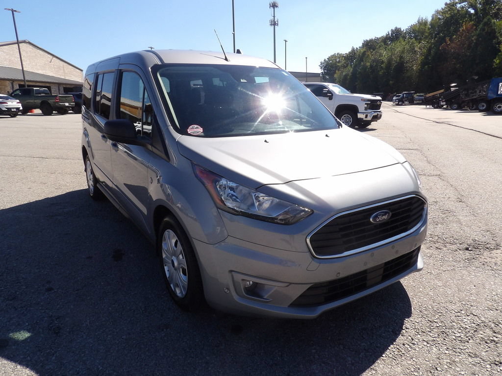 Used 2023 Ford Transit Connect XLT FWD image 11