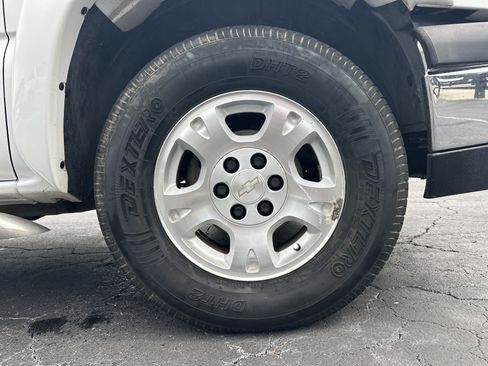 Used 2005 Chevrolet Avalanche Z66 w/ Sun And Sound Package RWD image 13