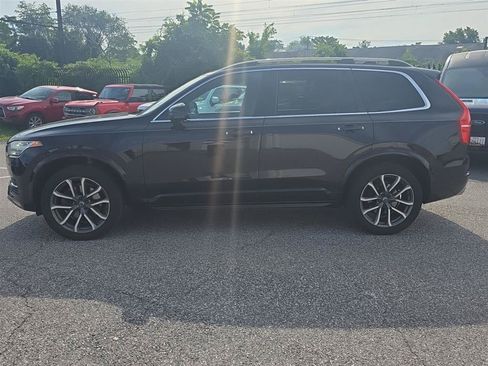 Used 2017 Volvo XC90 T6 Momentum w/ Vision Package AWD/4WD image 5