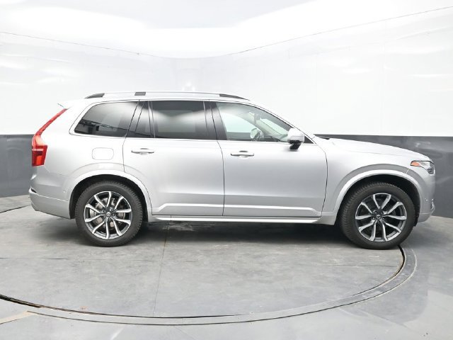 Used 2018 Volvo XC90 T6 Momentum w/ Convenience Package AWD/4WD image 9