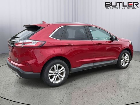Used 2020 Ford Edge SEL w/ Convenience Package FWD image 4