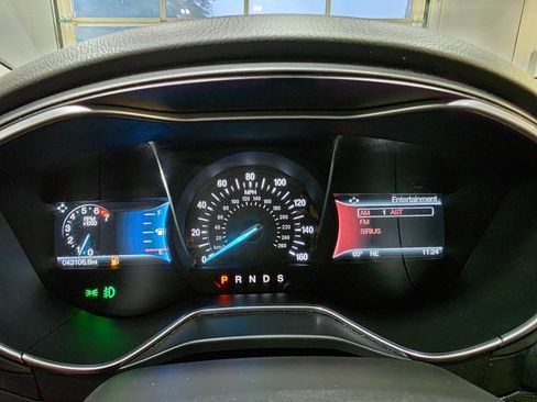 Used 2016 Ford Fusion Titanium AWD/4WD image 42
