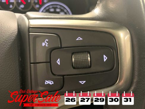 Used 2021 Chevrolet Tahoe Z71 w/ Rear Media and Nav Package image 28