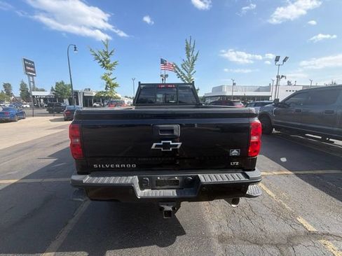Used 2019 Chevrolet Silverado 2500 LTZ w/ Midnight Edition AWD/4WD image 6