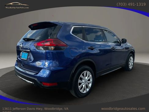 Used 2019 Nissan Rogue S image 4