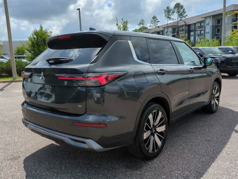 Used 2025 Mitsubishi Outlander SE FWD image 6