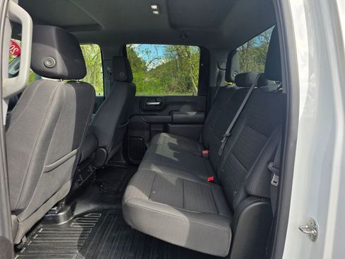 Used 2024 GMC Sierra 2500 Pro w/ Convenience Package AWD/4WD image 26