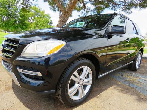 Used 2012 Mercedes-Benz ML 350 4MATIC image 2