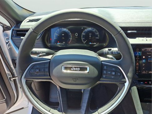 New 2026 Jeep Grand Cherokee L Limited AWD/4WD image 14