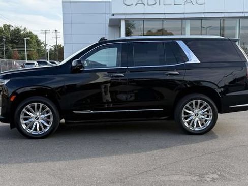 Used 2022 Cadillac Escalade Premium Luxury AWD/4WD image 42