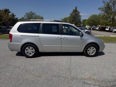 Used 2012 Kia Sedona LX w/ PWR Pkg FWD image 6