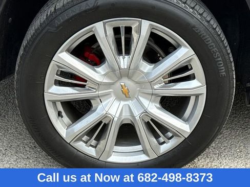 Used 2022 Chevrolet Suburban High Country image 10