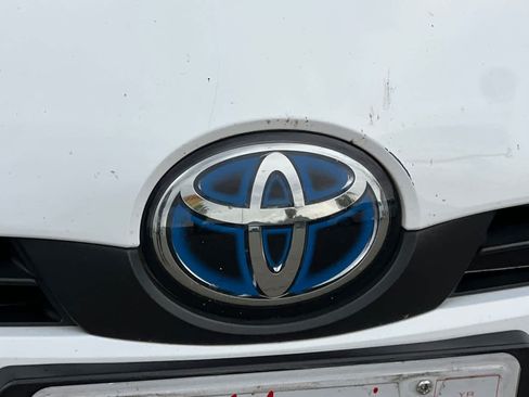 Used 2022 Toyota Prius LE FWD image 16