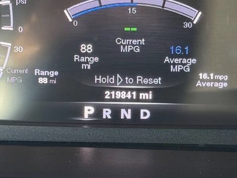 Used 2014 RAM 2500 Laramie AWD/4WD image 22