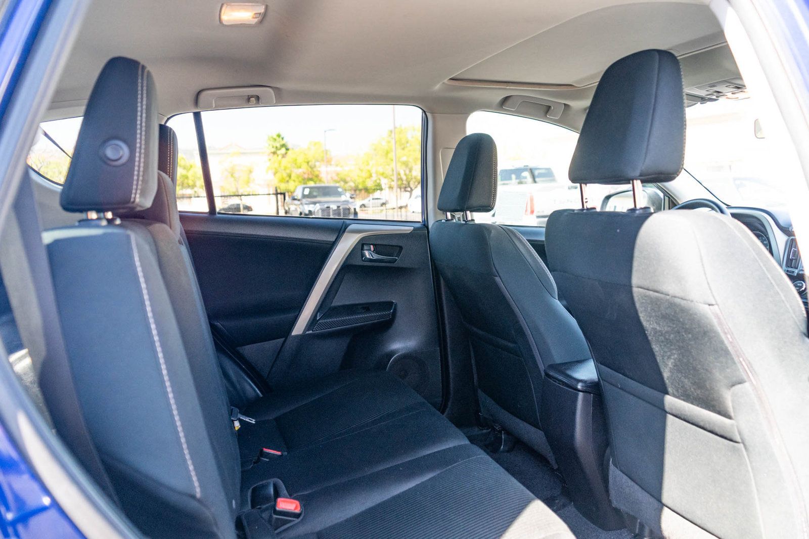 Used 2014 Toyota RAV4 XLE FWD image 18