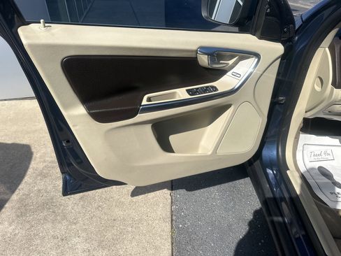 Used 2012 Volvo XC60 3.2 image 20